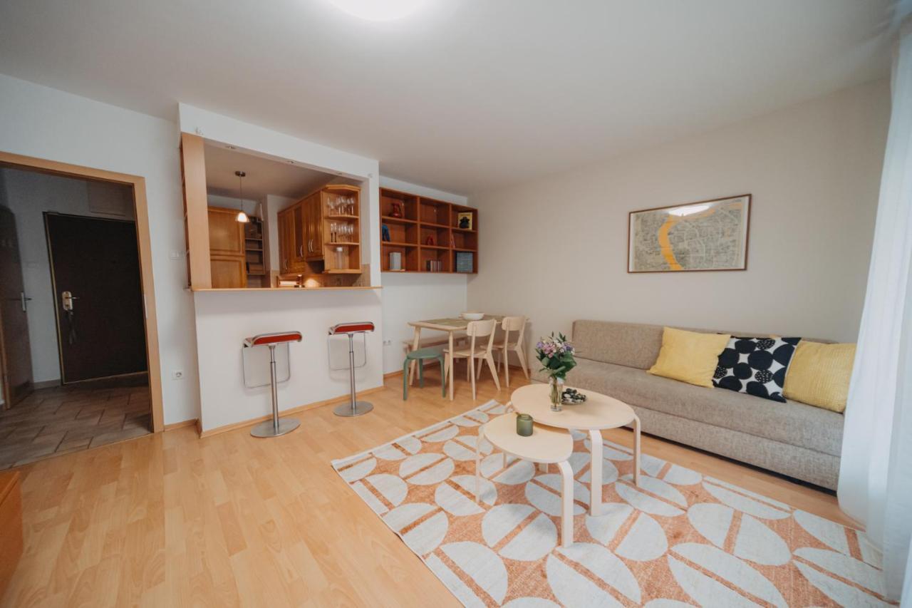 Orangehomes One Bedroom Art Apartment Budapest Kültér fotó